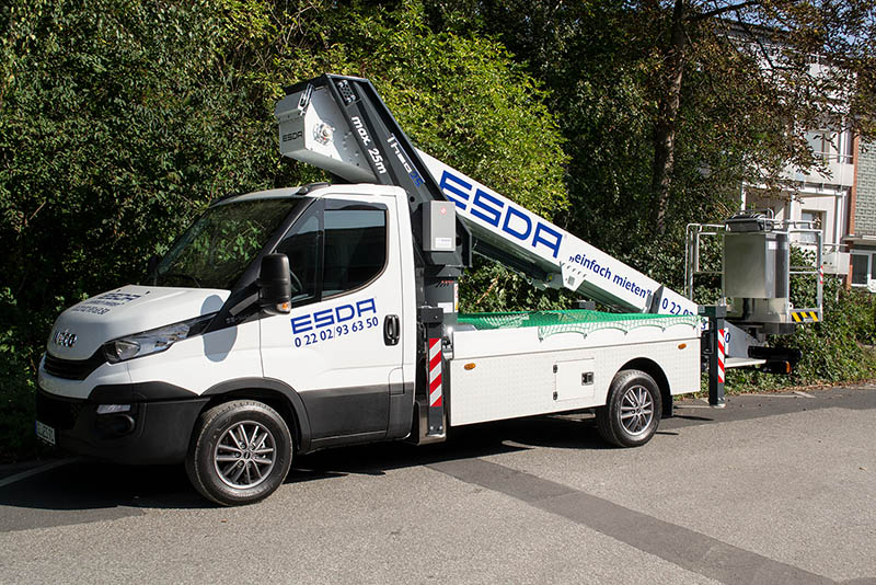 Lkw-Teleskop-Arbeitsbühne Theo 25